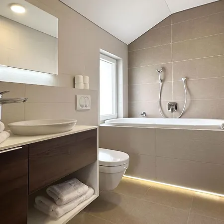 Hills Sarajevo Willa *