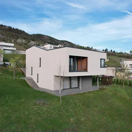 Hills * Poljine